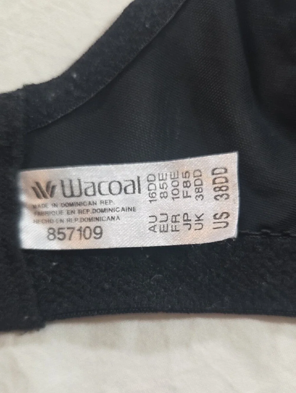 Wacoal Black Supportive Full-Coverage Soft Cup Bra Underwire US 38DD